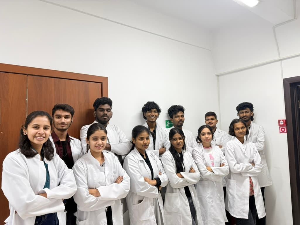 001 bda10282 79b3 481a b8e9 88171a9ed614 1 105 c